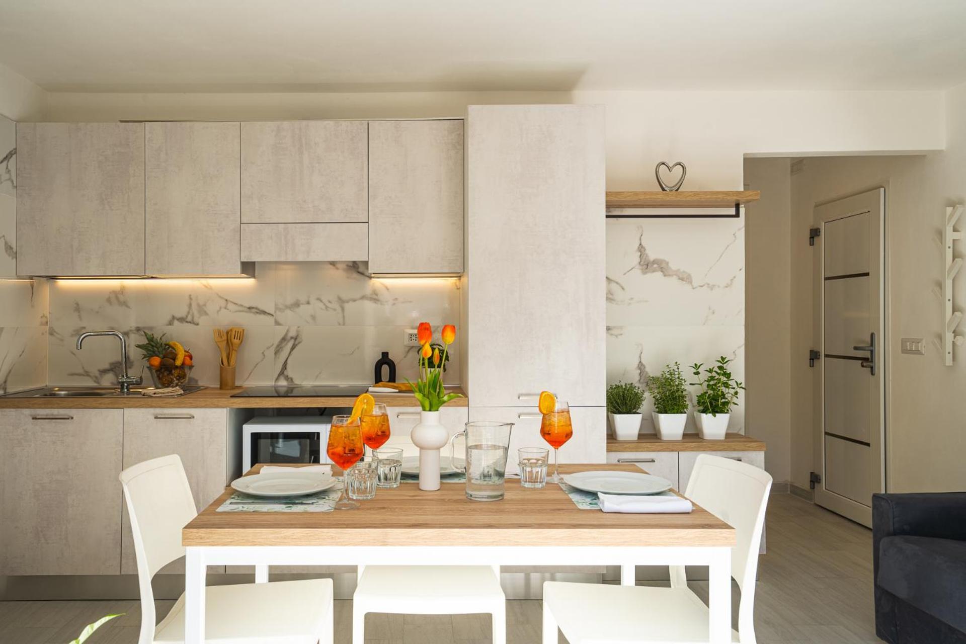 Inaugurazione 2024 - Villa Pratu Apartments A 100 Metri Dal Mare ริชโชเน ภายนอก รูปภาพ