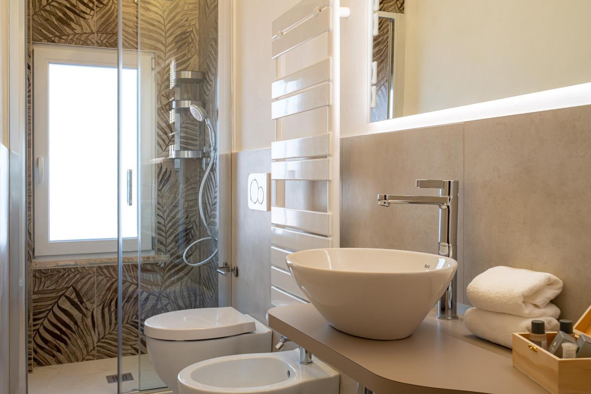 Inaugurazione 2024 - Villa Pratu Apartments A 100 Metri Dal Mare ริชโชเน ห้อง รูปภาพ
